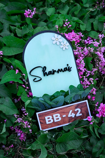 House Name Planter Lavender,Maroon,Aqua Green