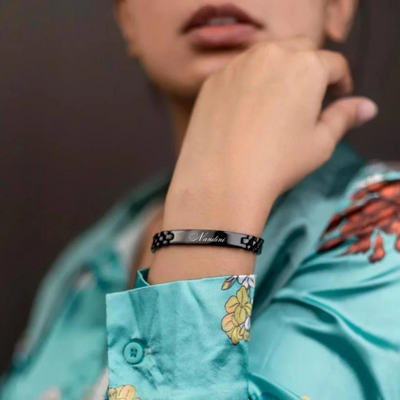 women-personalised-bracelet